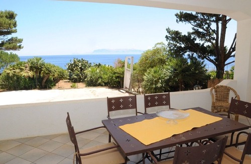 Zarbo di Mare House | VILLA ZARBO DI MARE ON THE ROCKS GROUND FLOOR