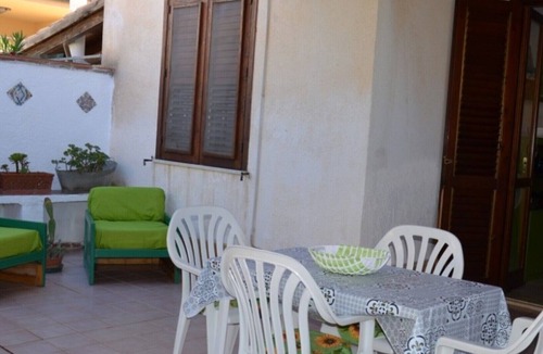 San Vito Lo Capo House | Villetta Nuccia: Holiday Home with Terrace, Private Garden and Air Conditioning