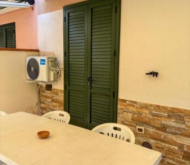 Campofelice di Roccella House | VillettaletreGi