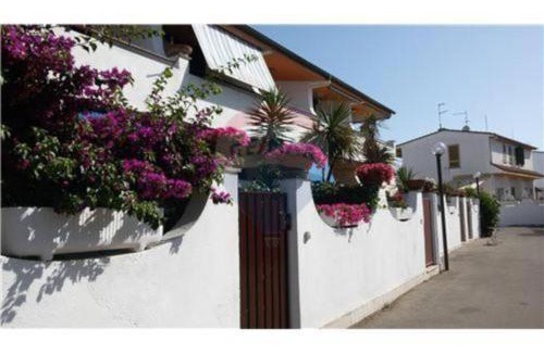 Ardea House | Villino Fronte Mare