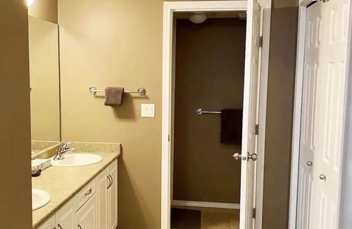 North End Condo | Vrbo Property
