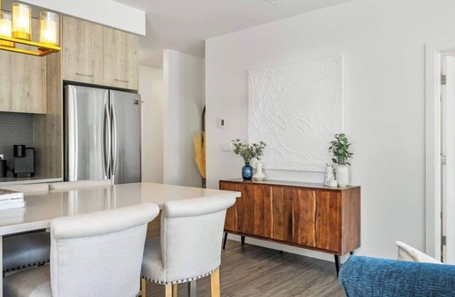 Whyte ave Condo | Walk to cafes, Safeway, and trails from this stylish Whyte Ave groundfloor suite