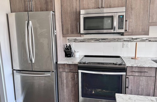 East Clayton Condo | Warm and inviting condo - 5 minutes from local shopping and eateries!