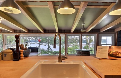 Entrelacs Ski Chalet | Waterfront Cottage - Outdoor Lovers!