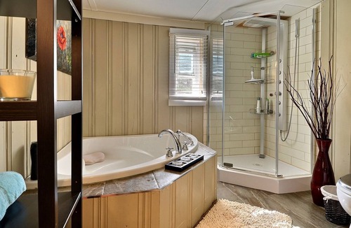 Entrelacs Ski Chalet | Waterfront Cottage - Outdoor Lovers!