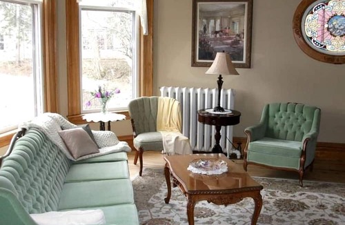 Port Elgin House | Waterfront Cottage Rental for Large Groups near Nova Scotia, Canada