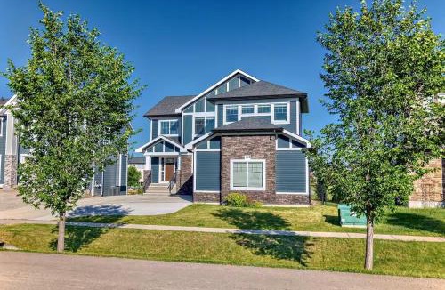 Airdrie House | Waterfront Home, Fireplace, 90 min to Banff