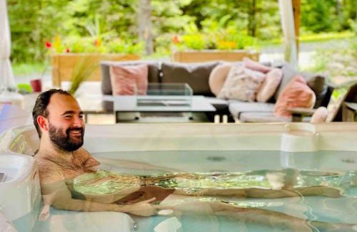 La Minerve Ski Chalet | Waterfront - hot tub - Theatre - Mont-Tremblant