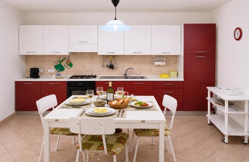 Realmonte Apartment | WHITE COAST APARTMENTS - Family Stays and Free Parking