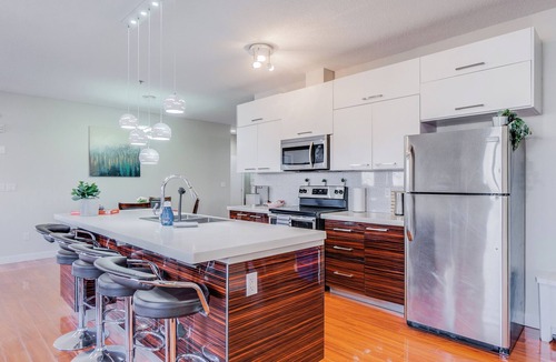 Whyte ave House | Whyte - 3 Bdrm, 3.5 Bthrm Penthouse |near U of A