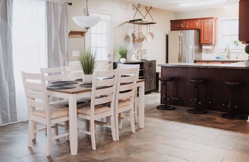 Kathleen House | Wingfield Mid-Term Retreat ~Pet & Family Friendly