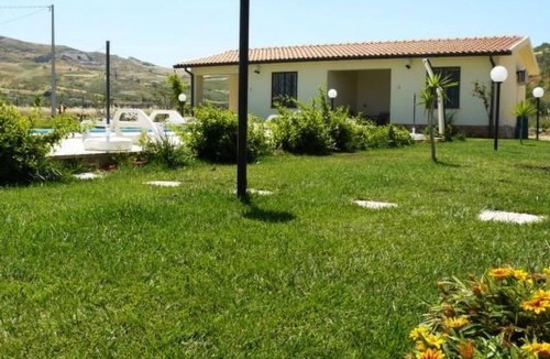 Cattolica Eraclea Apartment | Wohnung 1 Zwei-Zimmer-Wohnung in Cattolica Eraclea by Interhome