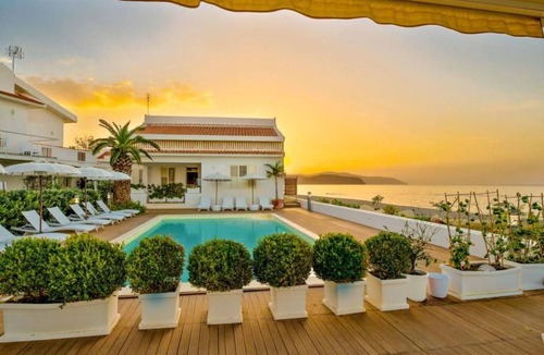 Marchesana Apartment | Wohnung mit Grill, Terrasse und Pool by Interhome