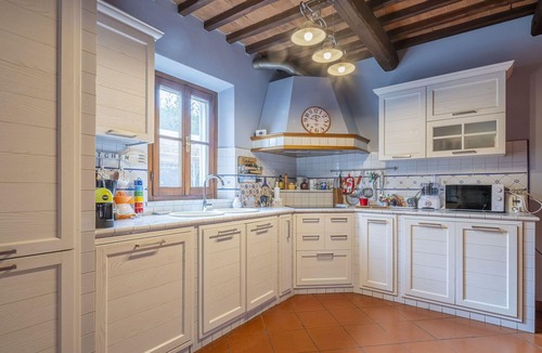 Casalguidi Villa | Wonderful private villa for 6 guests with A/C, WIFI, TV and pets allowed