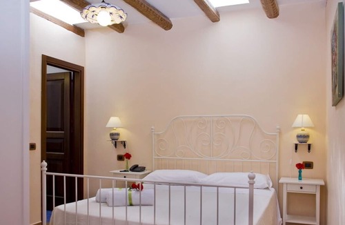 Petralia Sottana House | Wonderful estate with private pool and SPA, rooms with private bathroom
