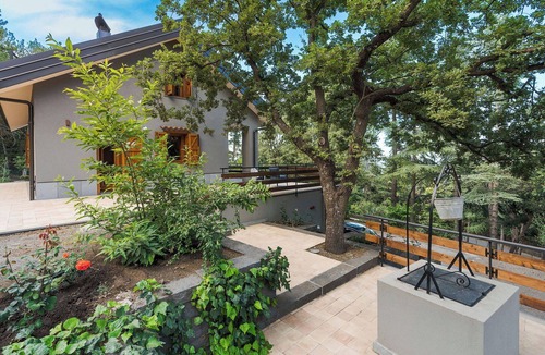 Linguaglossa Villa | Wonderful private villa for 6 guests with A/C, WIFI, TV, terrace and panoramic view