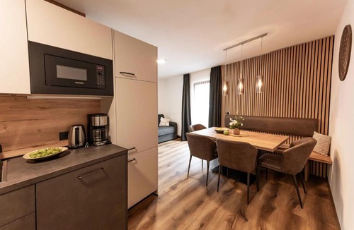 Gais Hotel | Wonga Apartments