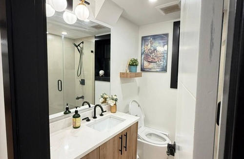 Delta House | World Cup Ready | Near YVR & Stadium |Fan Friendly
