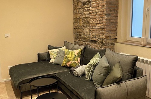 Citta Nuova-Barriera Nuova-San Vito-Citta Vecchia Apartment | Wunderschöne Ferienwohnung im Zentrum von Triest für 4 bis 5 Personen