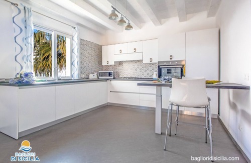 Castellammare del Golfo Villa | WWW.BAGLIORIDISICILIA.COM - LAST MINUTE 29 JULY - 7 AUGUST!