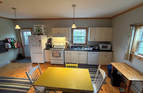 Ragged Island House | Yellow House-minutes from the park, beach, and walking trail-Pet Friendly