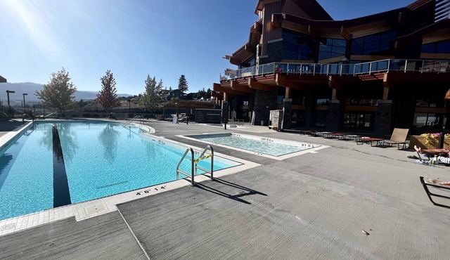 1 bed 1 bath at stunning copper sky