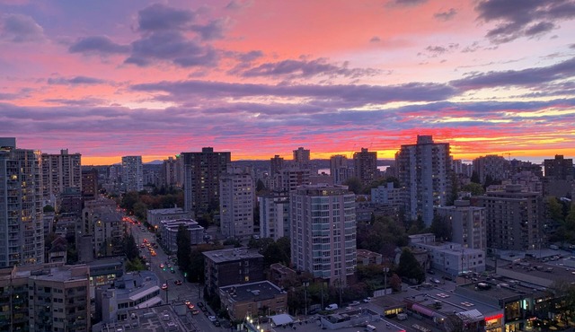 1000ft2 Gorgeous Penthouse in downtown Vancouver with view of English Bay