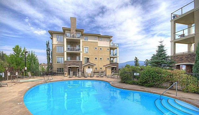 #1314 Pinnacle Pointe Condo