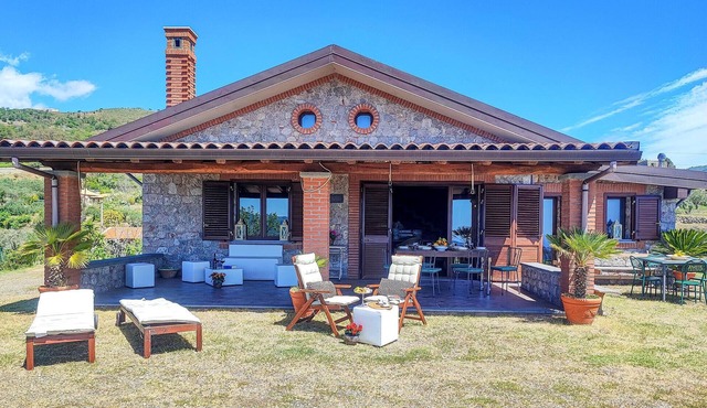 2 bedroom amazing home in Graniti