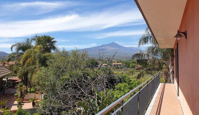 2 Bedroom Apartment in Maugeri