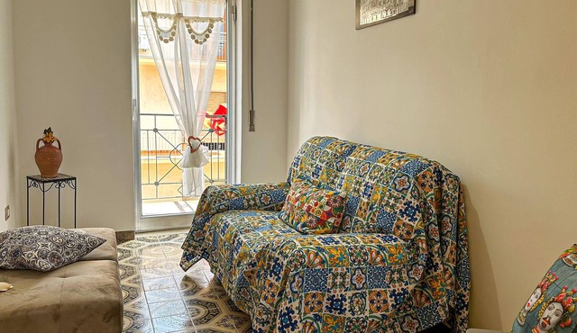 2 bedroom beach front home in Torrenova