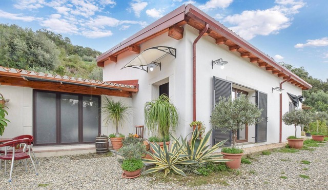 2 bedroom beautiful home in Santa Teresa di Riva