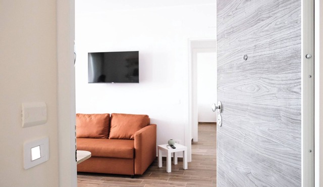 2 minutes from the port. Perfect for a romantic getaway or a rejuvenating weekend getaway.