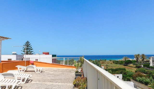 4 bedroom gorgeous home in Noto
