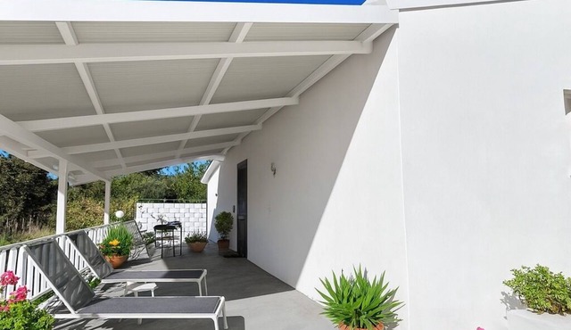 4C Cozy location structure with attention to detail