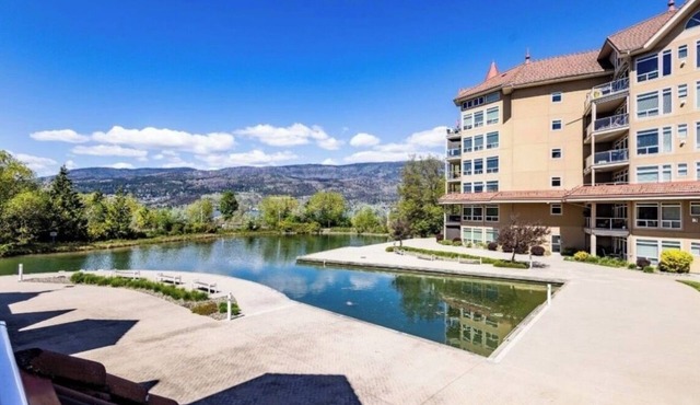 Amazing, vast townhouse on Lake Okanagan.