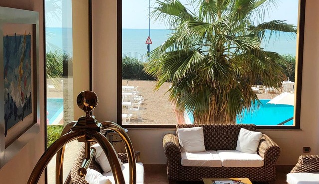 Antica Perla Residence Hotel