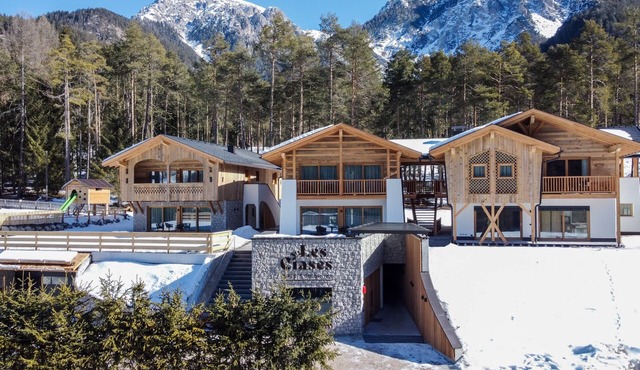 Apartment "Les Ciases Chalets Dolomites Apt 4" with Private Balcony, Shared Sauna & Wi-Fi