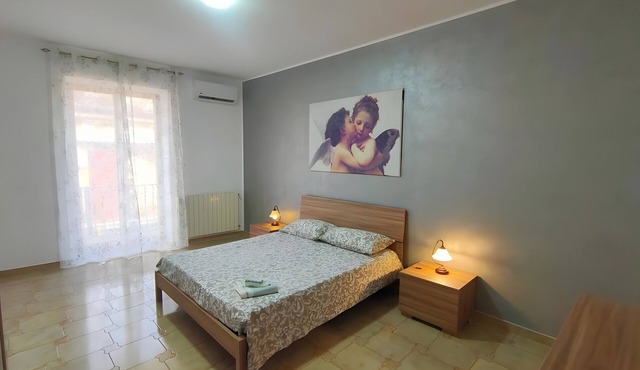 Apartment 'A Matrice' with Balcony, Wi-Fi and Air Conditioning