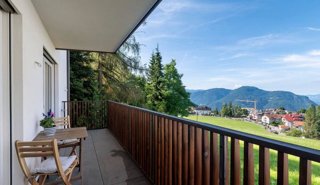 Apartment 'Anna' with Mountain Views, RittenCard Included