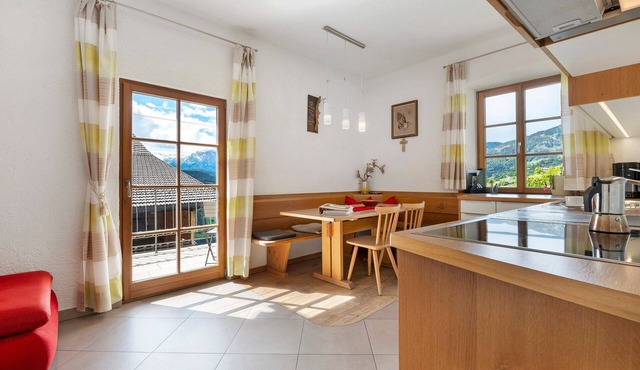 Apartment 'Gravetsch' with Mountain View, Shared Garden and Wi-Fi