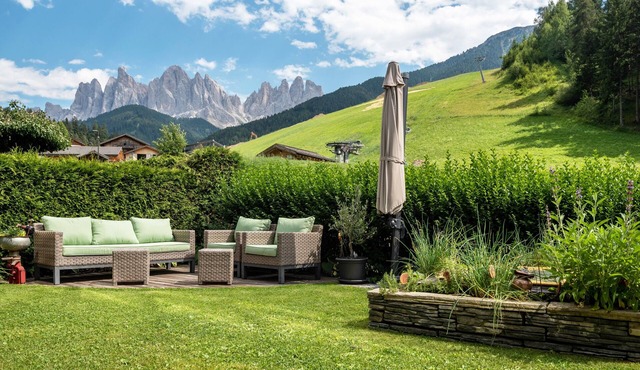 Apartment "Hilber Furchetta" with Mountain View, Garden and Wi-Fi