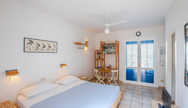 Apartment in Marettimo with Mediterranean Garden