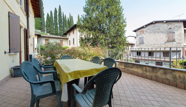 Apartment 'Benaco' with Mountain View, Wi-Fi and Air Conditioning