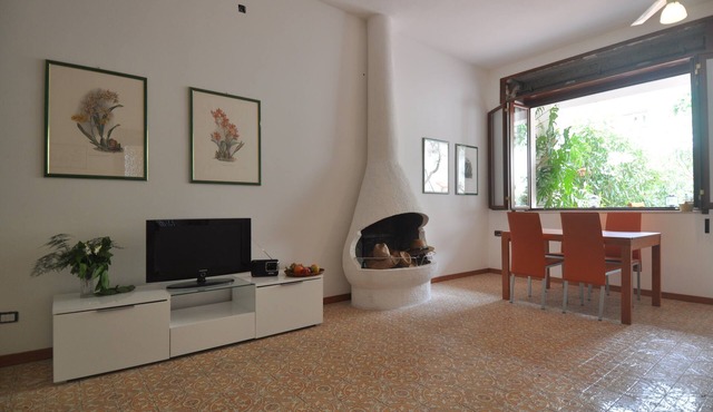 Apartment 30 meters from the sea