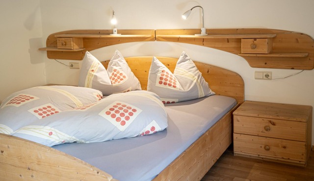 Apartment "Lodner" with Mountain View, Shared Pool and Wi-Fi