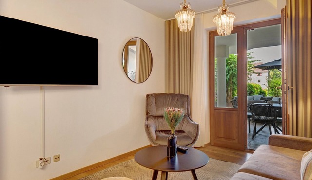 Apartment 'Mair In Schenna T' with Shared Terrace and Wi-Fi