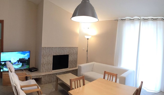 Apartment near the sea, exceptional view, free Wi-Fi, parking
