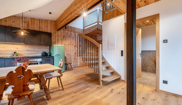 Apartment 'Rotwandterhof Bienenstock' with Mountain View, Shared Garden and Wi-Fi