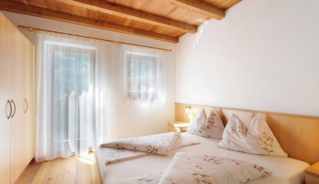Apartment 'Speckign 2' with Mountain View, Balcony and Wi-Fi